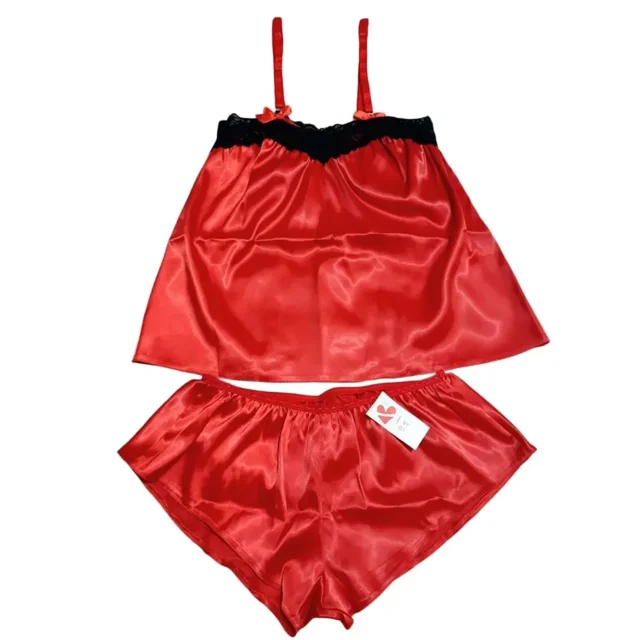 ست تاپ و شورت ساتن دو تکه سایز آزاد 36-40 کد 9061